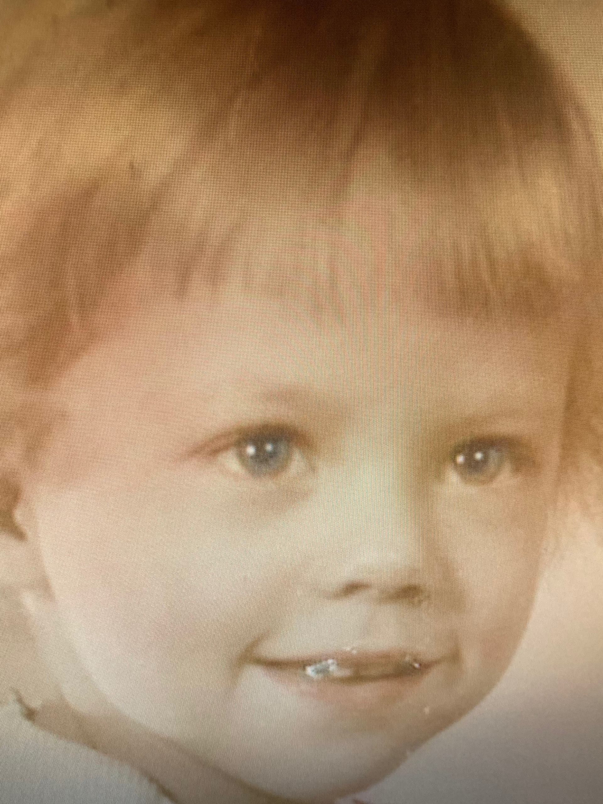 GUESS WHO THIS IS (4)