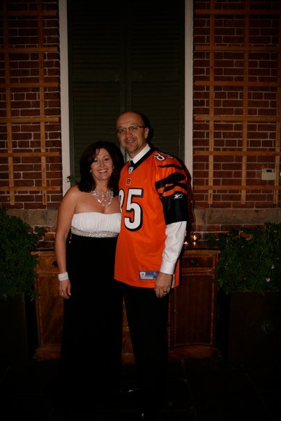 Julie Bates Pehar ('78 grad) and her husband Kreso Pehar ('77 grad)
