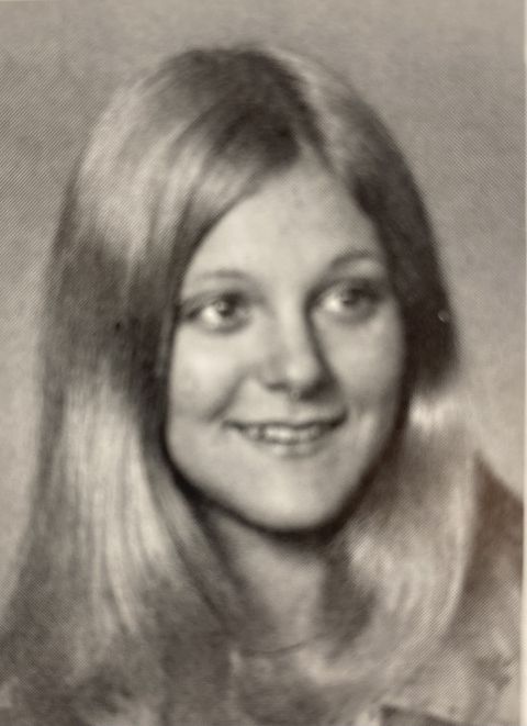 Linda LaValle (Miller)
